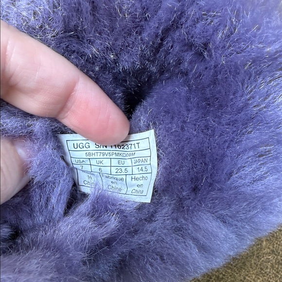 UGG Purple Star Baby Boots - Picture 4 of 4